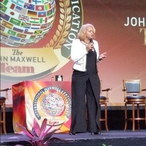 Meet your Posher, Angela